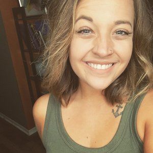 Meet your Posher, Abbie